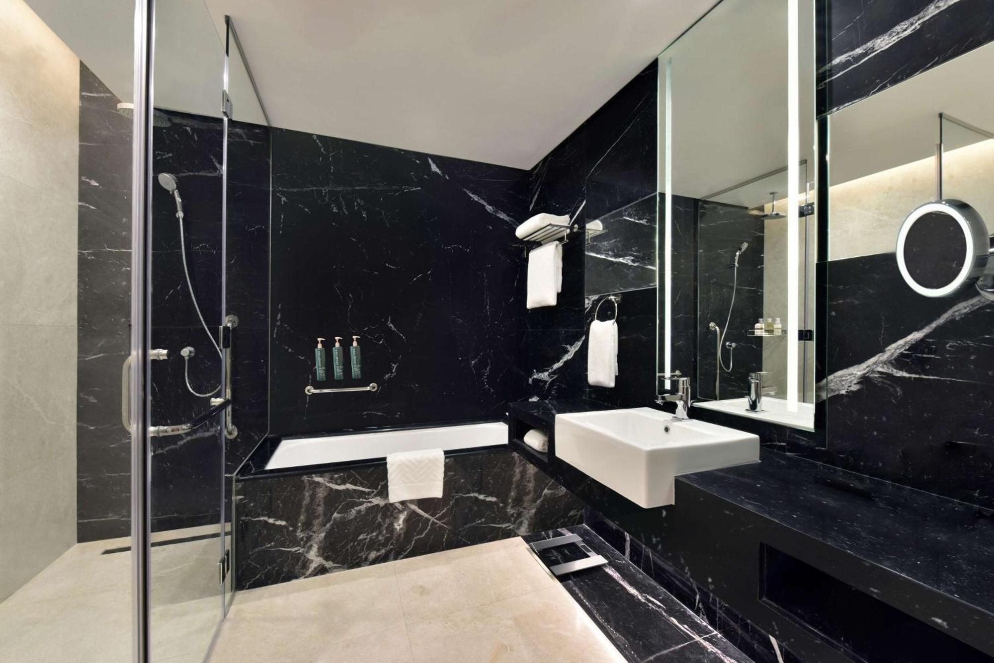 麦纳麦 Hilton Bahrain酒店 外观 照片